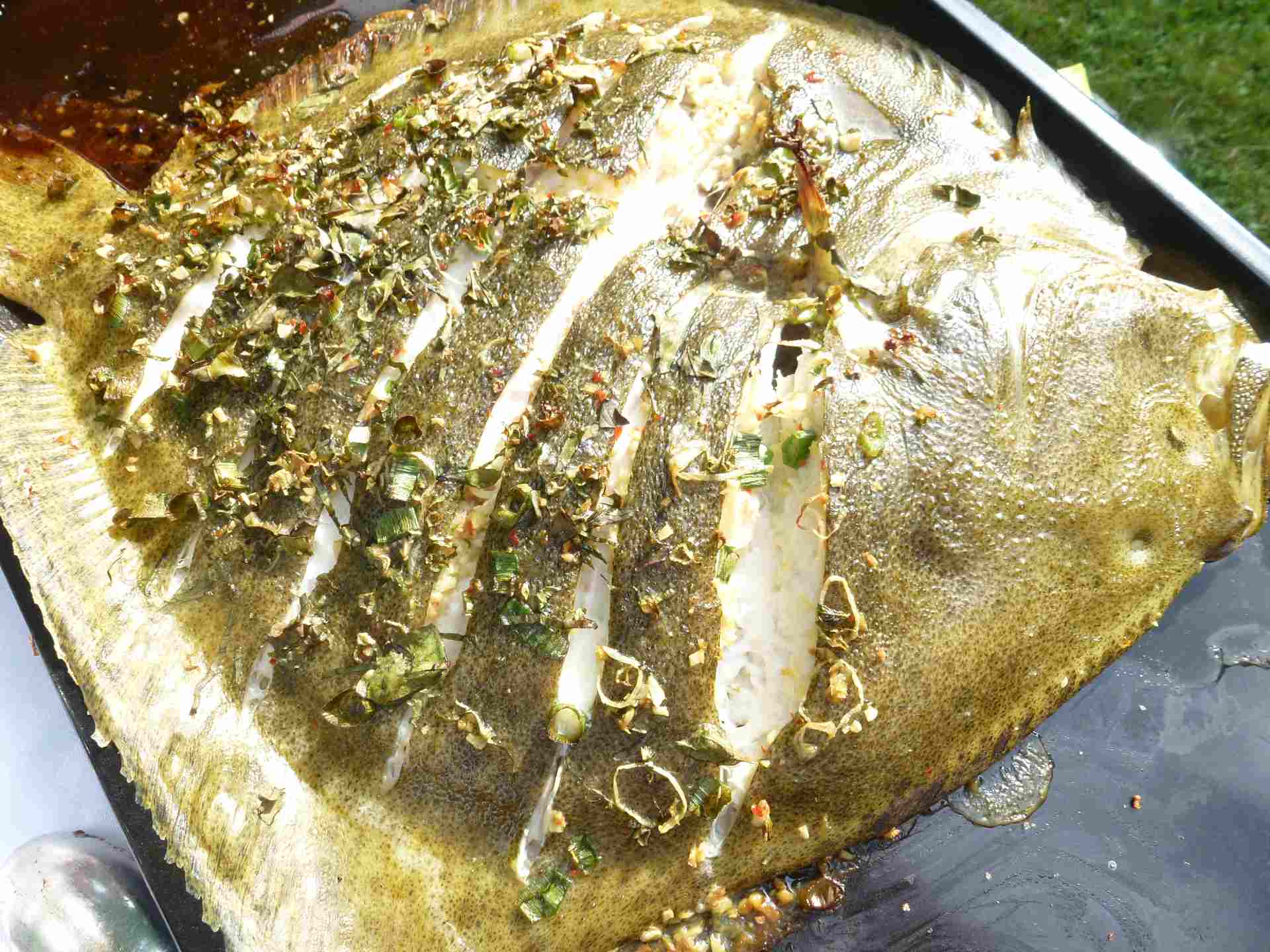 Steinbutt auf thailändische Art Steinbutt auf thailändische Art